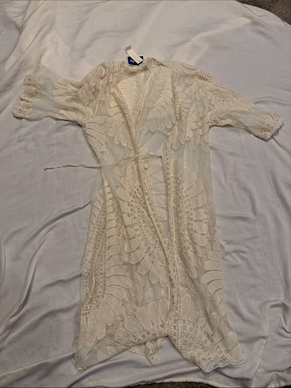 Adiva Cream Lace Embroidered Ruana